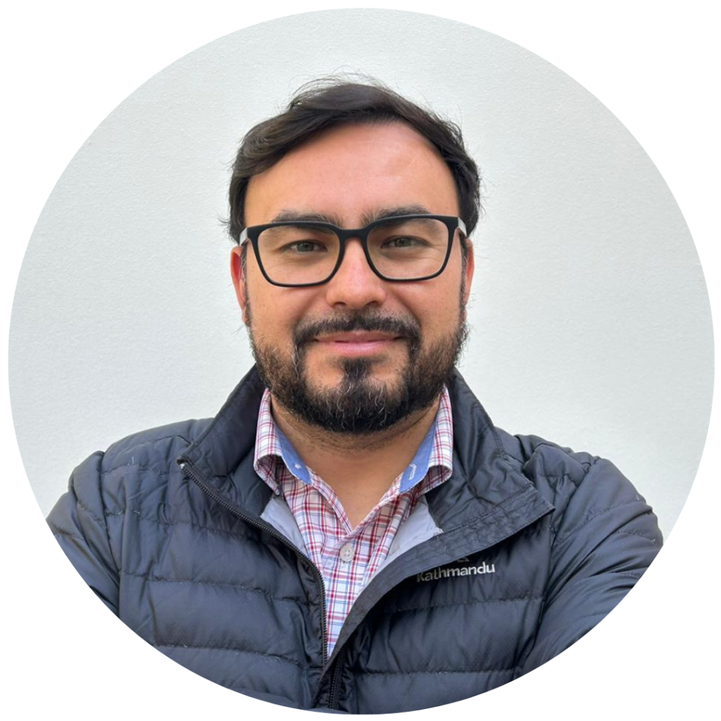 Foto tipo retrato de Jorge Leiva, autor de la columna.